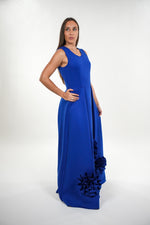 ഗാലറി വ്യൂവറിലേക്ക് ചിത്രം ലോഡ് ചെയ്യുക, Nicholette box pleated sleeveless maxi dress with ruffle flower details