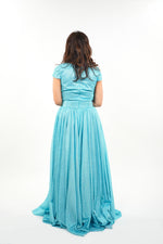 ഗാലറി വ്യൂവറിലേക്ക് ചിത്രം ലോഡ് ചെയ്യുക, The Ciel Shimmer Evening Gown
