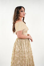 ഗാലറി വ്യൂവറിലേക്ക് ചിത്രം ലോഡ് ചെയ്യുക, Eleanor lace embroidered fitted corset waist off shoulder blazer dress