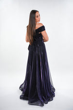 ഗാലറി വ്യൂവറിലേക്ക് ചിത്രം ലോഡ് ചെയ്യുക, Claudia flowy off- shoulder with corset waist maxi dress