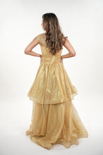 ഗാലറി വ്യൂവറിലേക്ക് ചിത്രം ലോഡ് ചെയ്യുക, Helene metallic crepe two- tiered with cap sleeves maxi dress