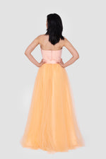 Load image into Gallery viewer, Havilah Strapless Peach Corset Gown With Layered Warm Honey Tulle Skirt
