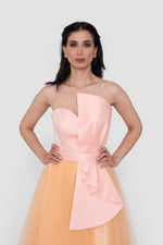 Load image into Gallery viewer, Havilah Strapless Peach Corset Gown With Layered Warm Honey Tulle Skirt

