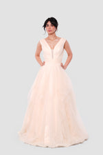Load image into Gallery viewer, Yara Ivory Cream Tulle Maxi Dress
